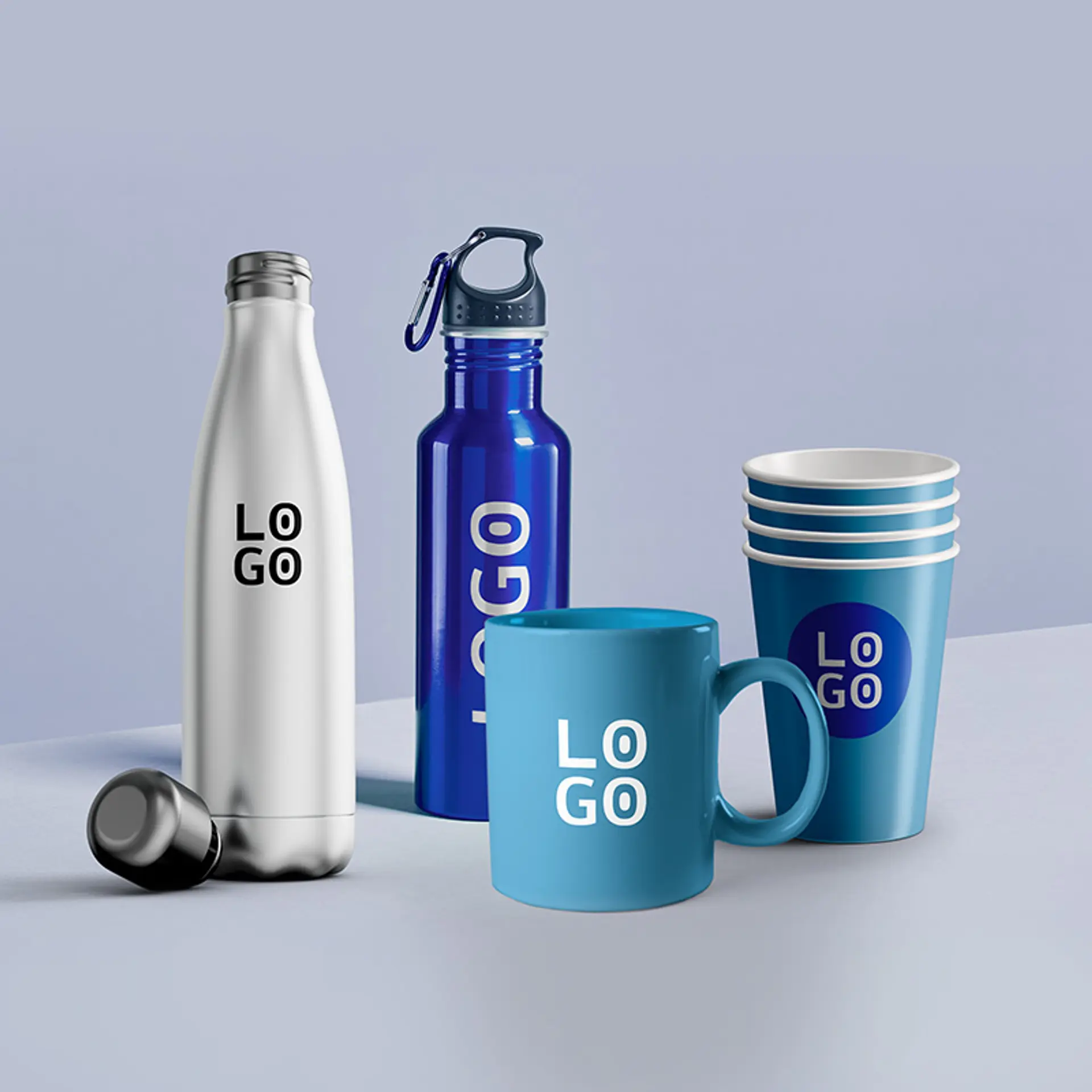 בקבוקים וכוסות