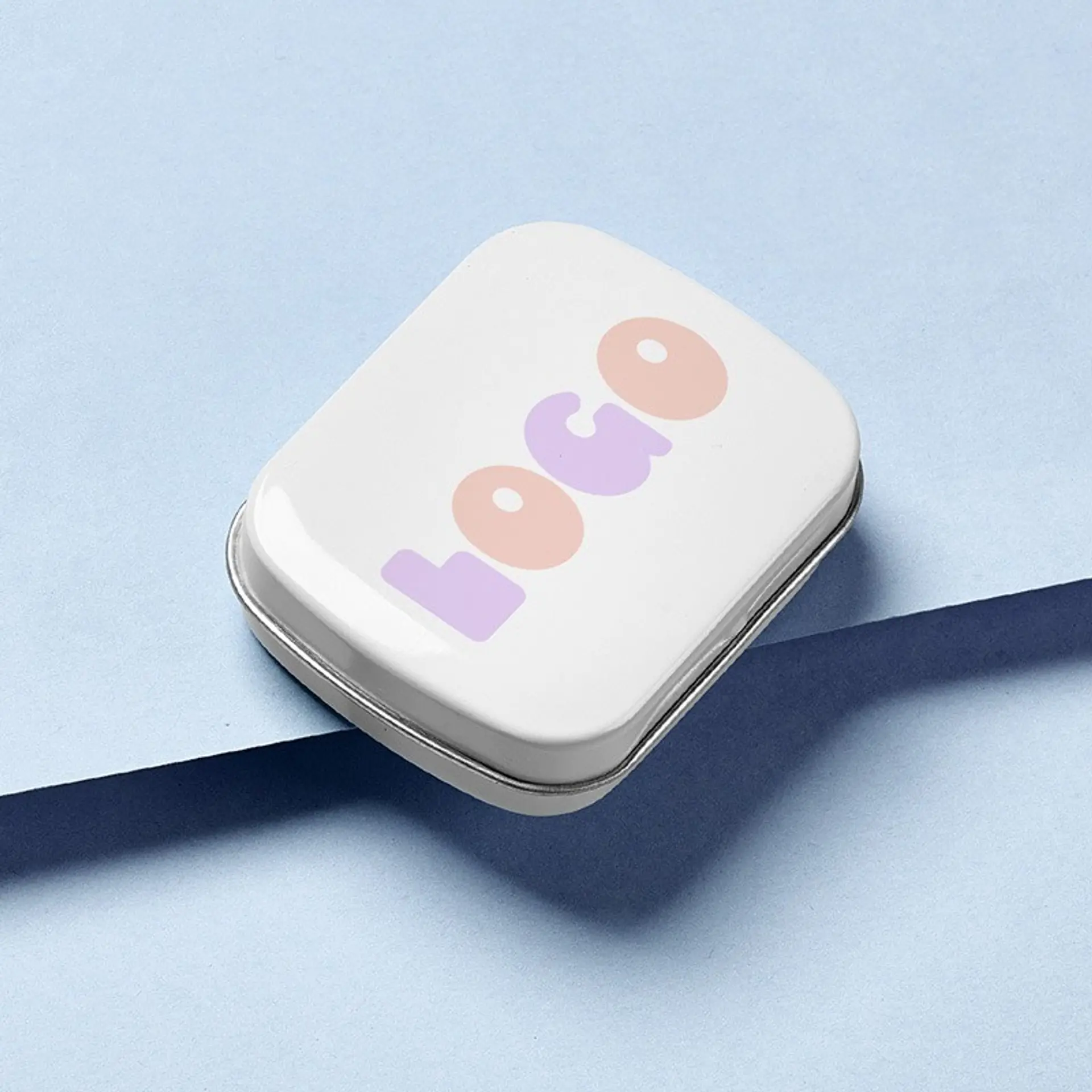 קופסת פח ממותגת עם סוכריות