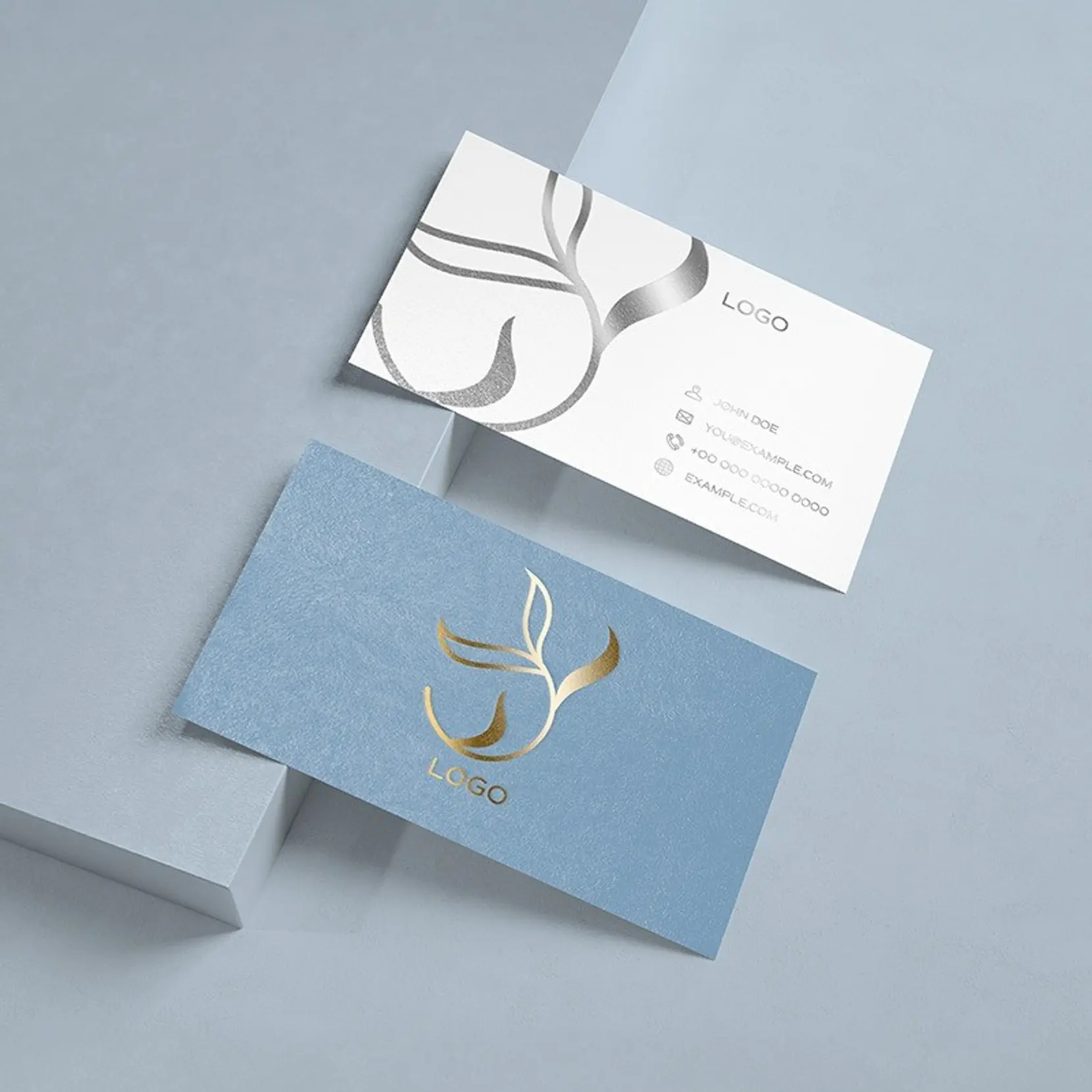 כרטיס ביקור בגימור מיוחד