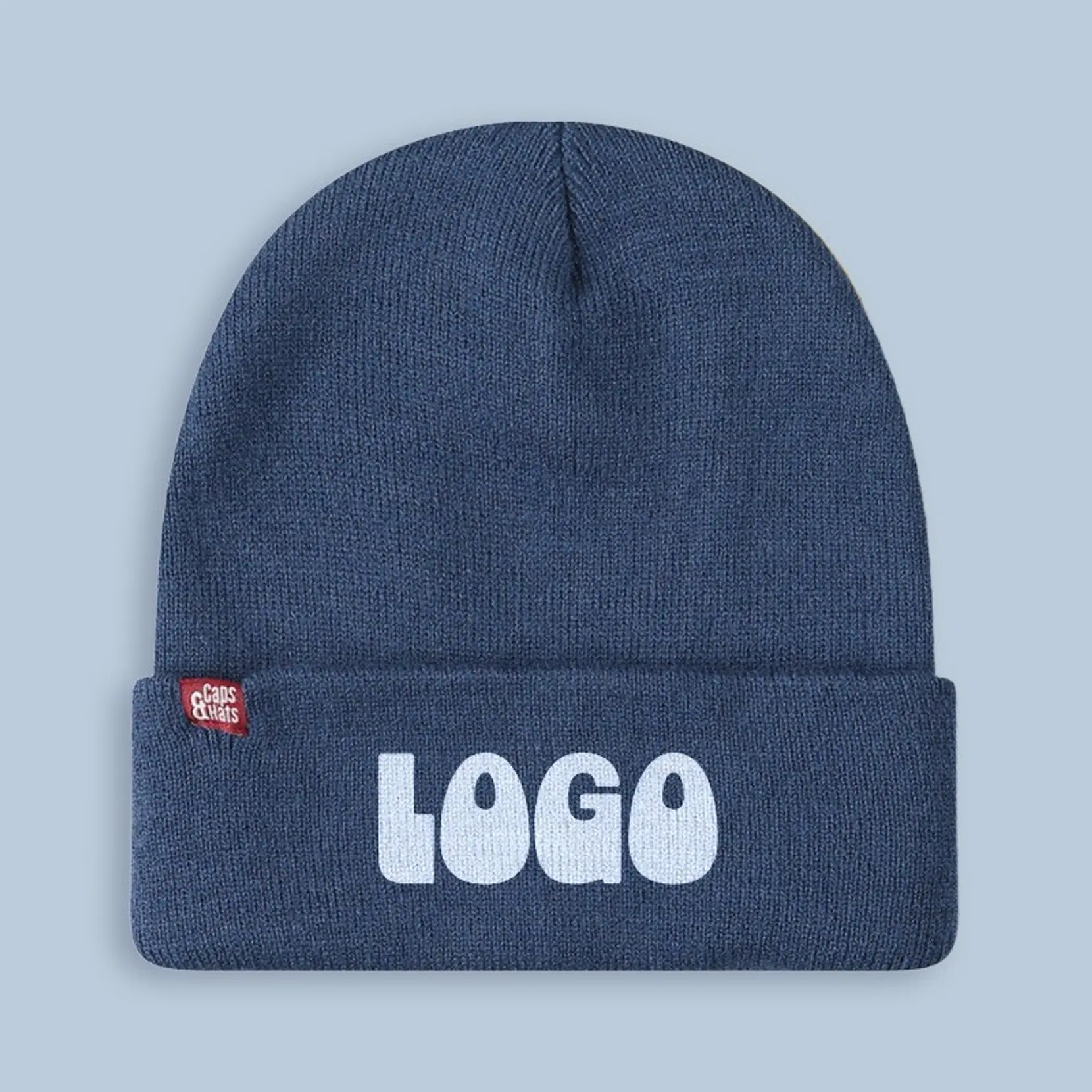 כובע צמר ממותג